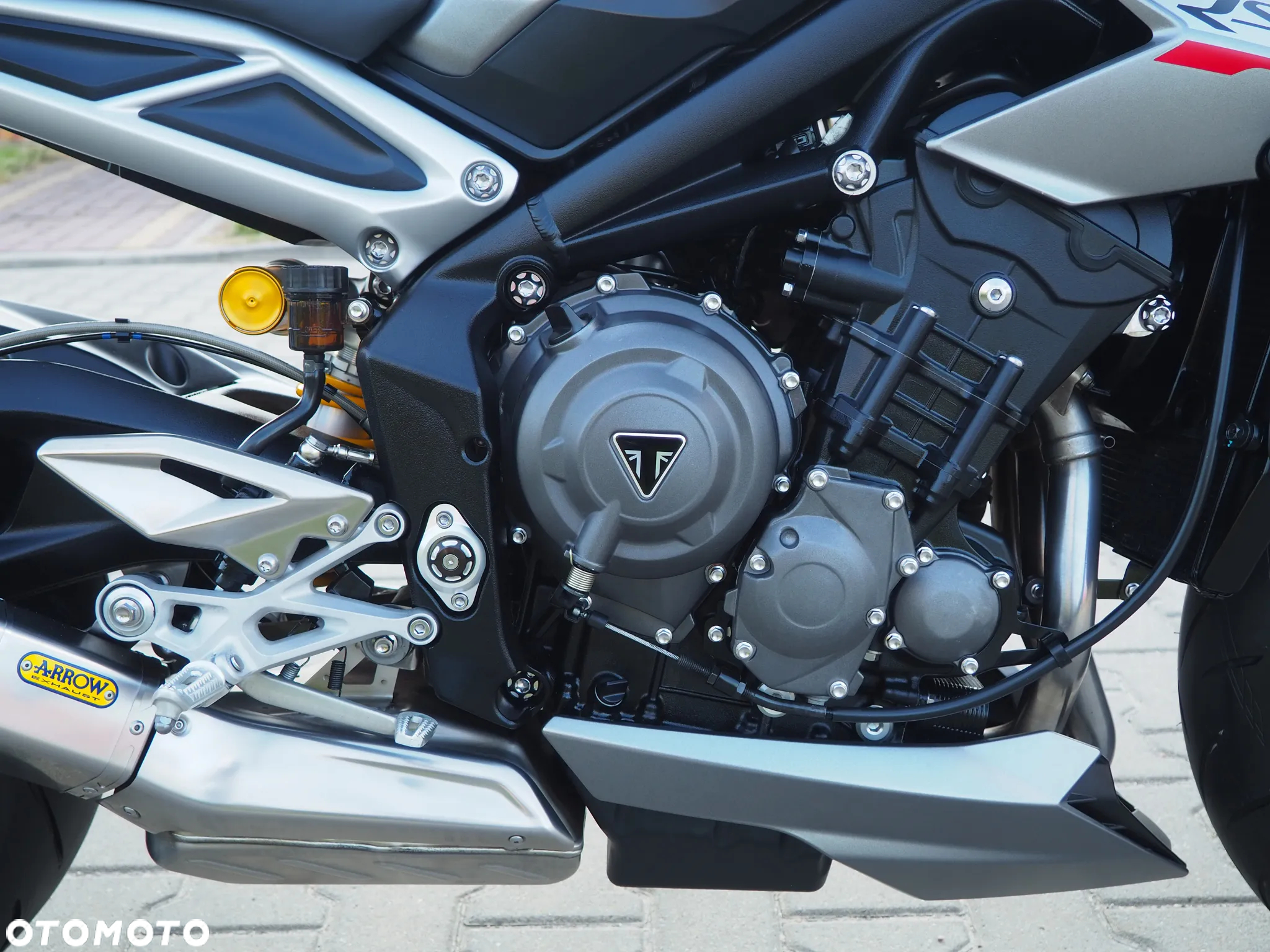 Triumph Street Triple - 25