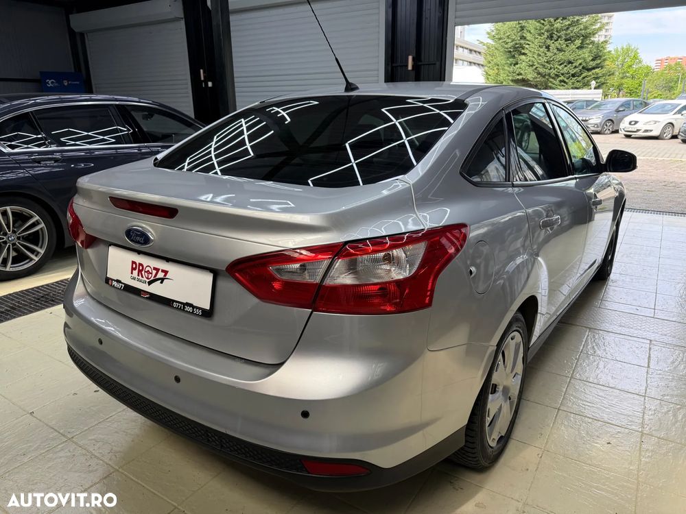 Ford Focus 1.6 TDCI DPF Trend - 7