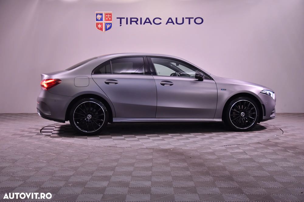 Mercedes-Benz A 250 e Sedan 8G-DCT AMG Line - 7