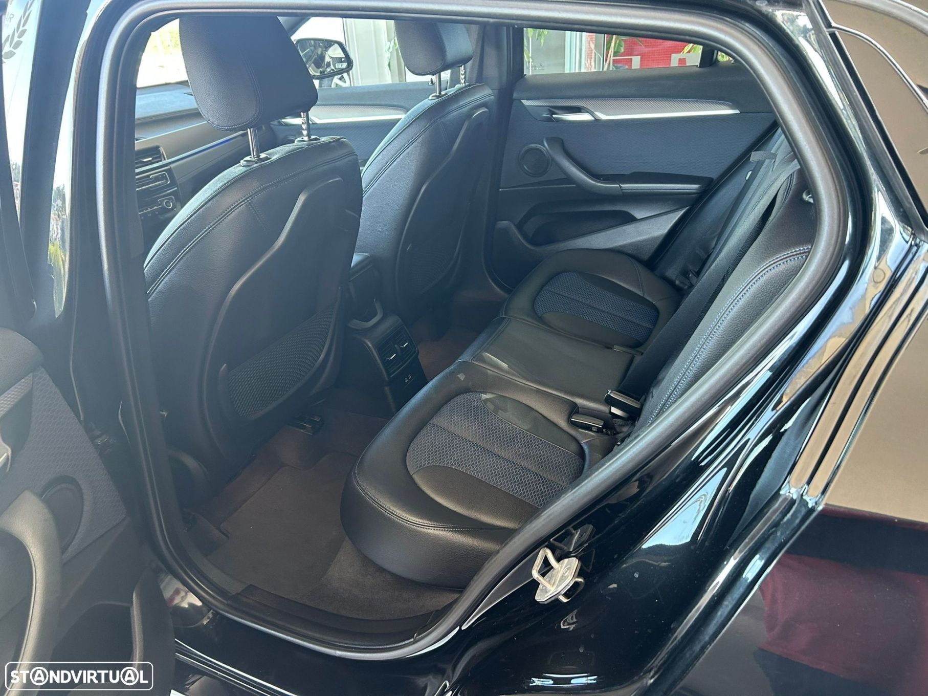 BMW X2 16 d sDrive Auto Pack M - 8