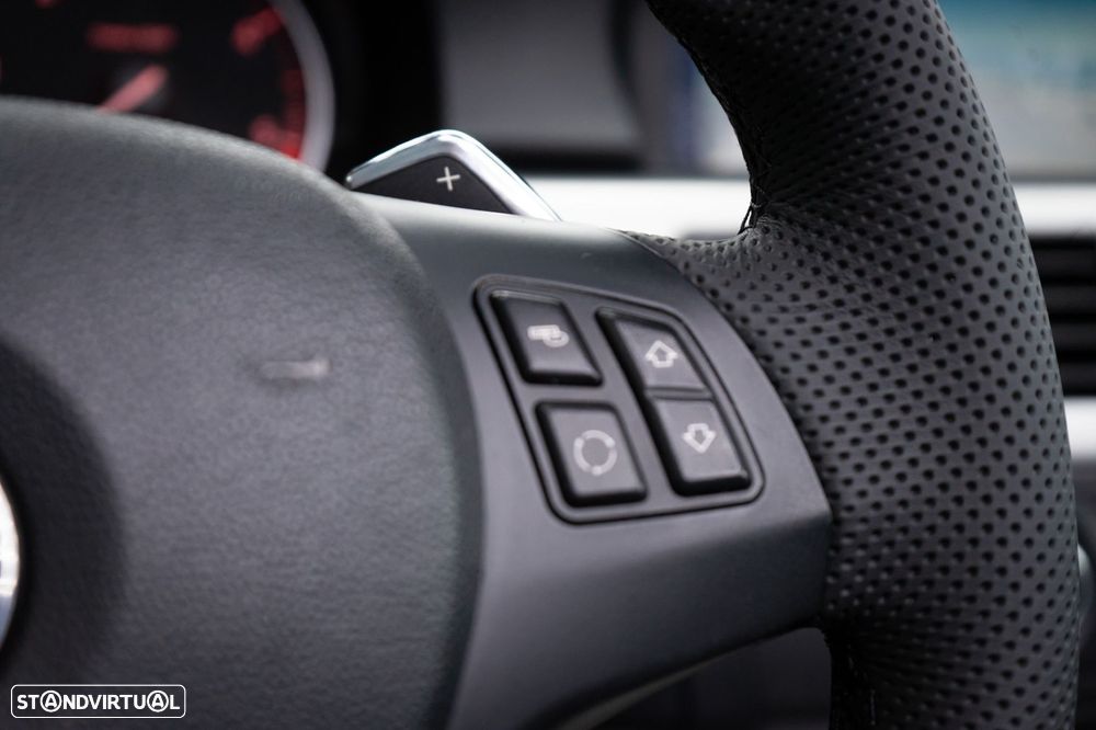 BMW 320 d Cabrio Auto - 42