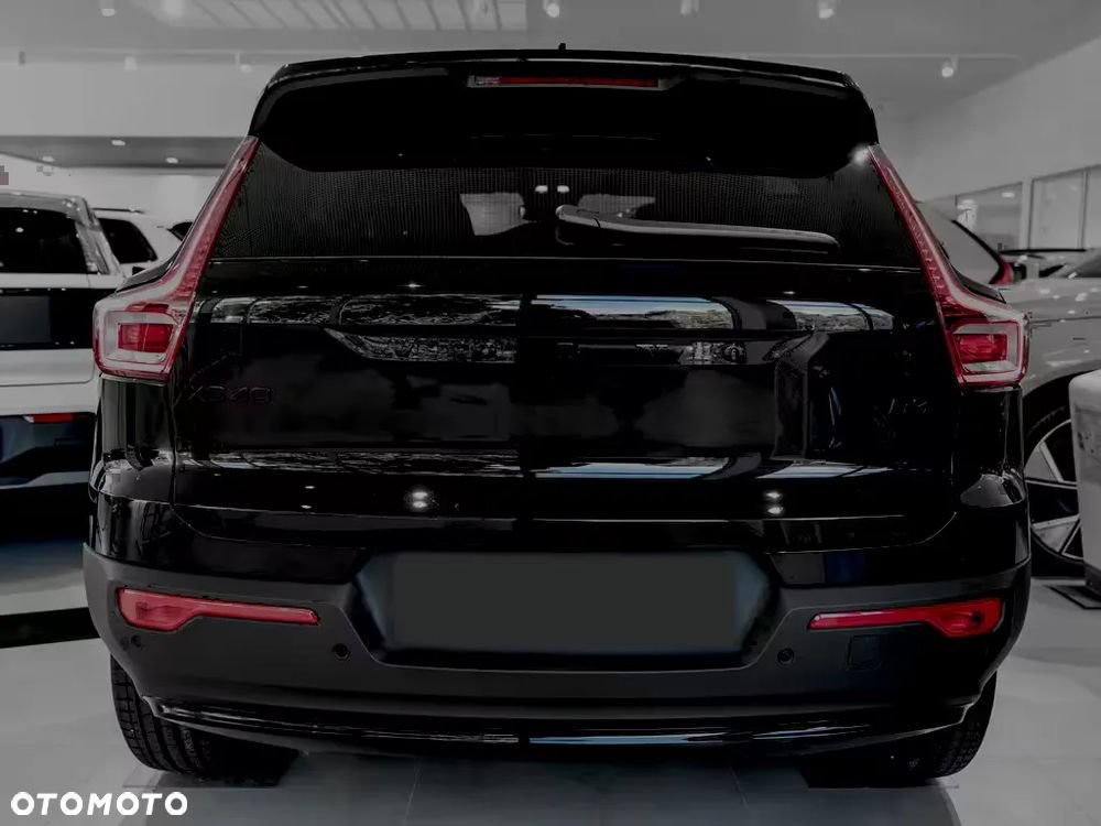 Volvo XC 40 B4 B AWD DKG RDesign - 3