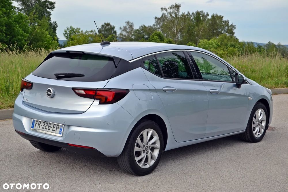 Opel Astra - 2