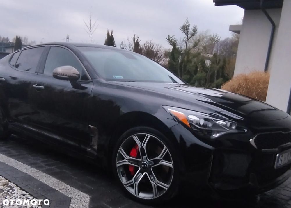 Kia Stinger 3.3 T-GDI AWD GT - 12