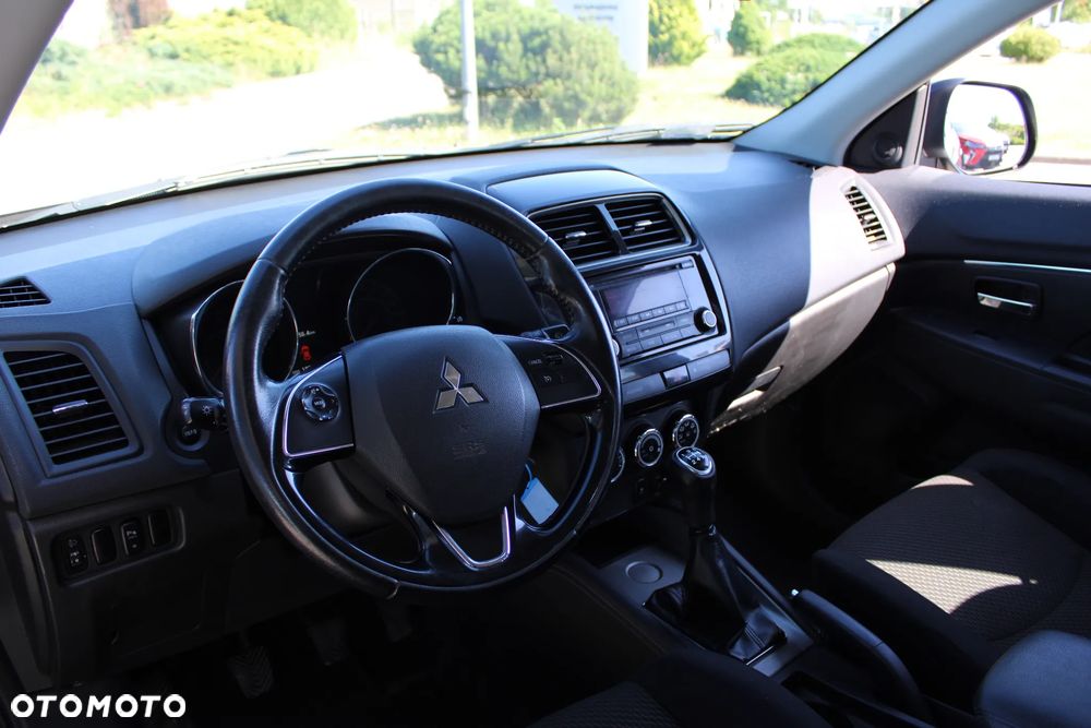 Mitsubishi ASX 1.6 Invite - 12
