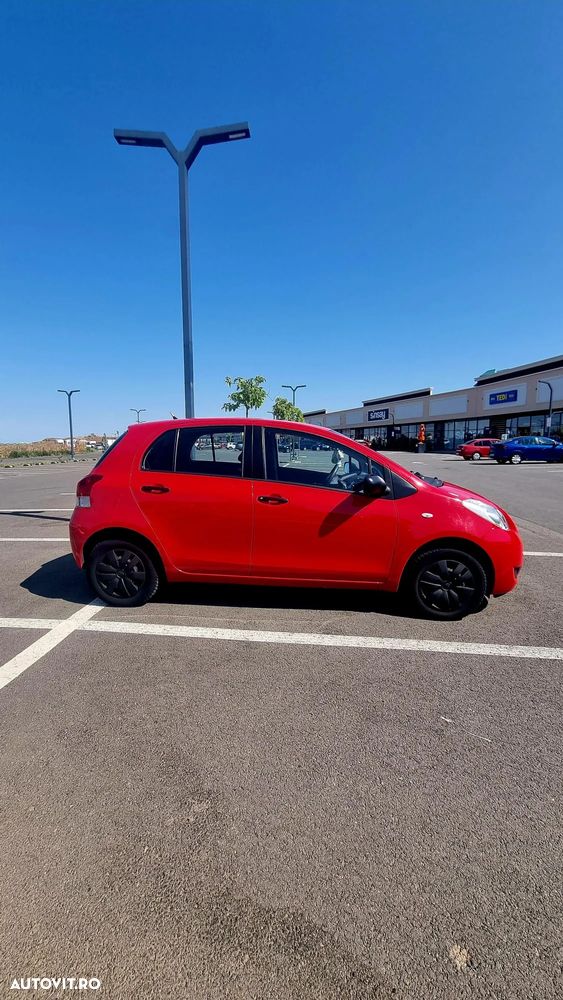 Toyota Yaris 1.0 VVT-i Luna - 1