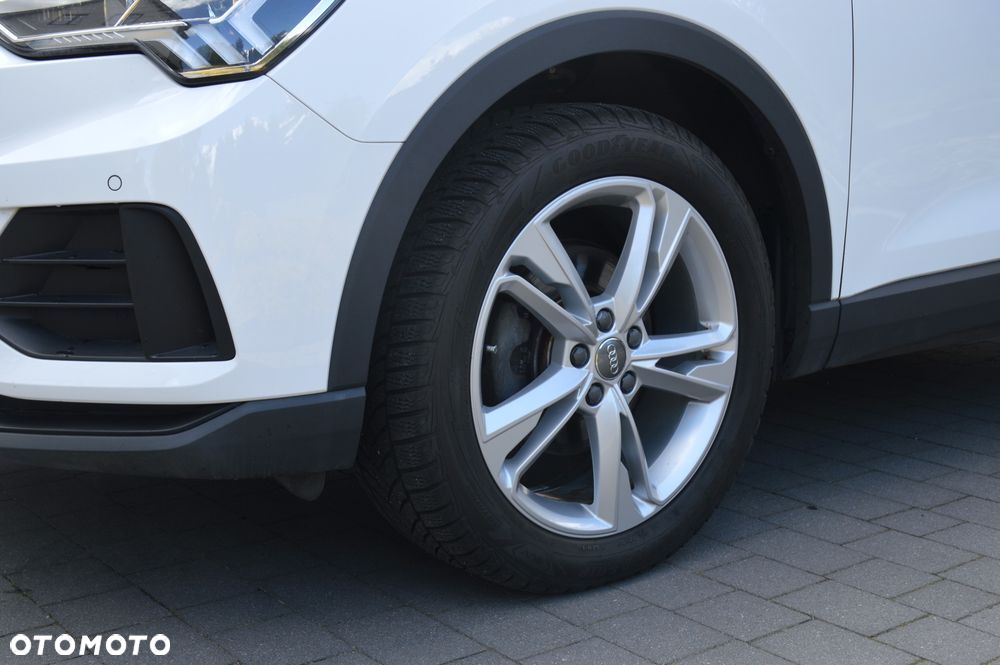 Audi Q3 2.0 TDI Sport S tronic - 38