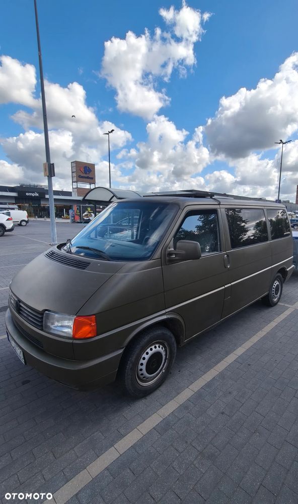 Volkswagen Transporter - 2