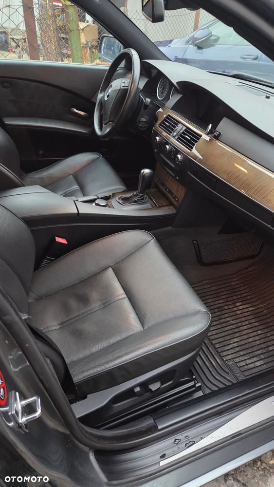 BMW Seria 5 - 29