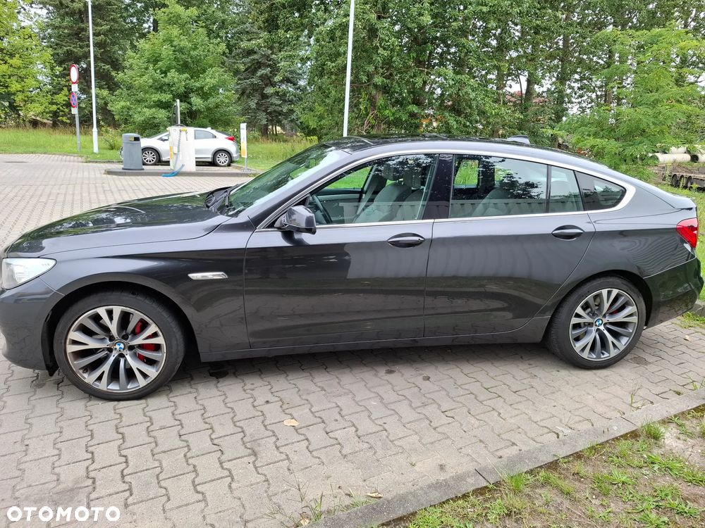 BMW 5GT 535i - 12