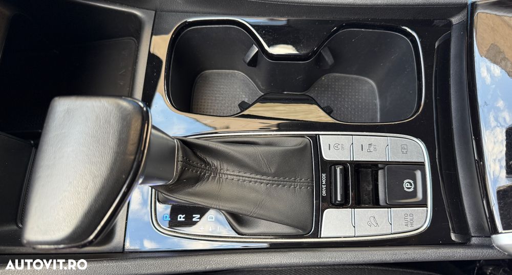 Hyundai Tucson 1.6 CRDi 48V-Hybrid 2WD DCT Select - 13