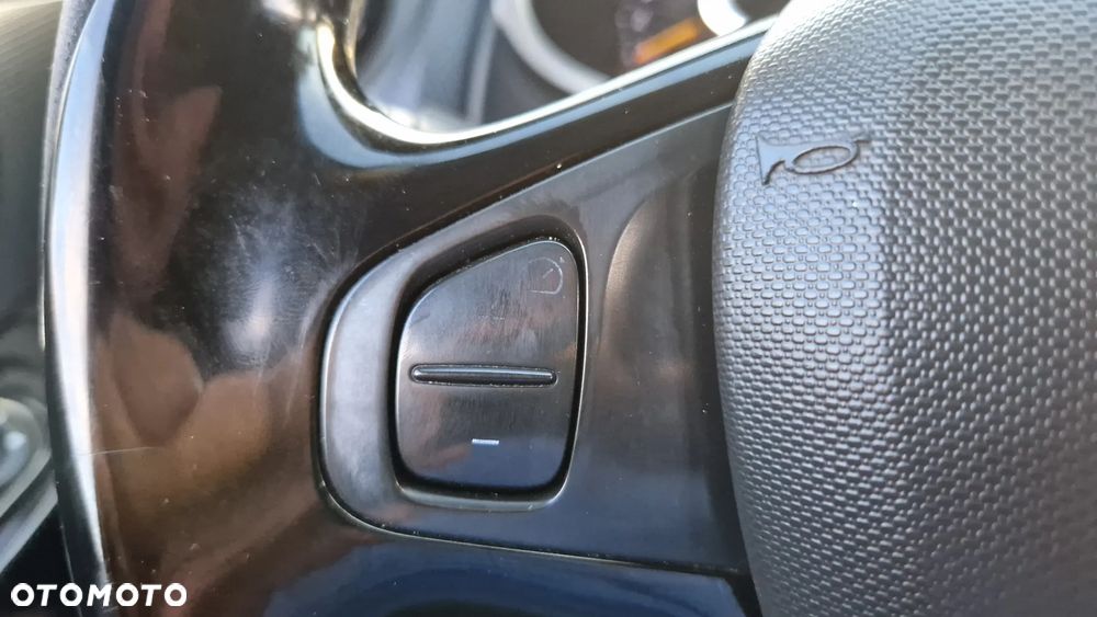 Renault Clio 1.2 16V 75 Expression - 18