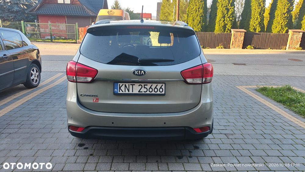 Kia Carens 2015 photo 5