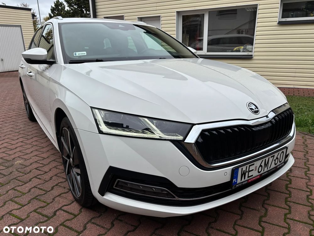 Skoda Octavia 2022 photo 2