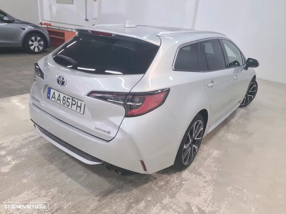 Toyota Corolla Touring Sports 2.0 Hybrid Luxury Black - 3