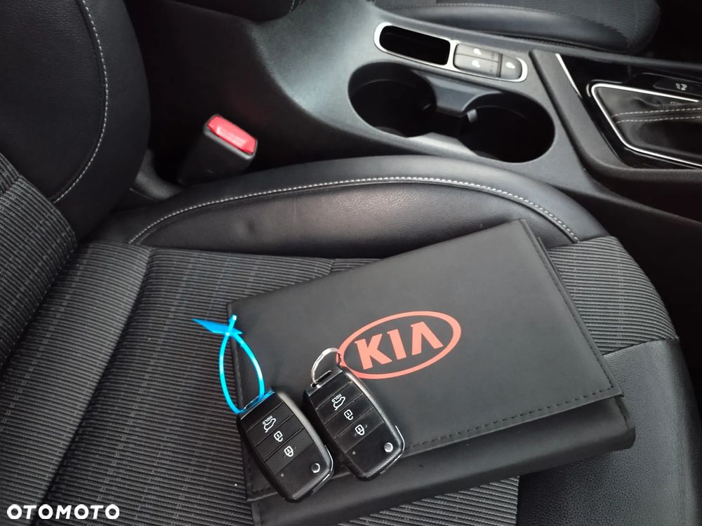 Kia Niro 1.6 GDI Hybrid L Business Line - 12