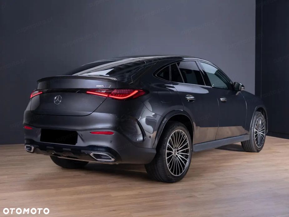 Mercedes-Benz GLC - 7