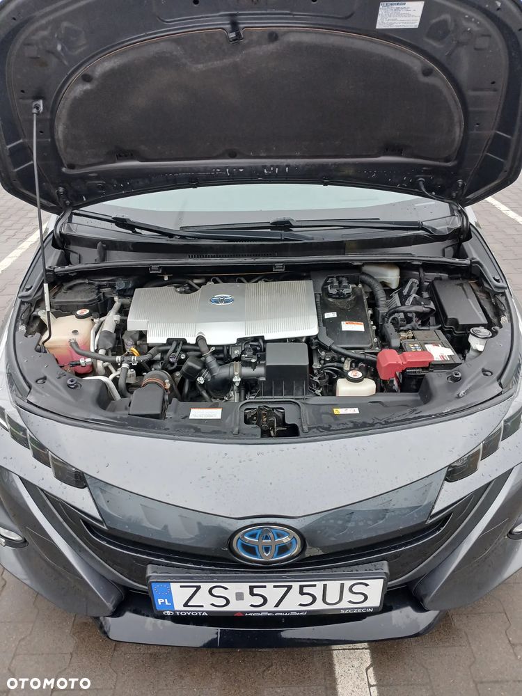 Toyota Prius 1.8 Hybrid Prestige - 8
