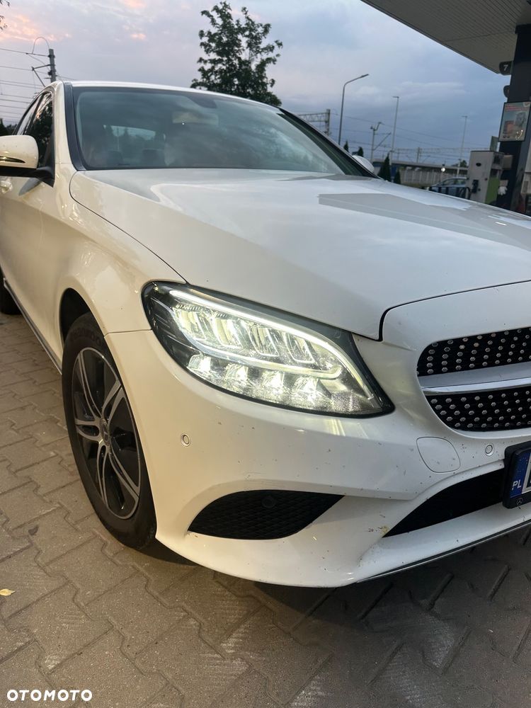 Mercedes-Benz Klasa C 160 9G-TRONIC - 21