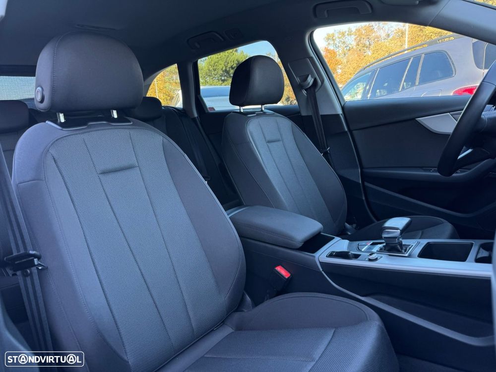 Audi A4 Avant 30 TDI Advanced S tronic - 15