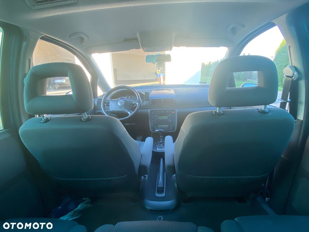 Volkswagen Sharan - 8