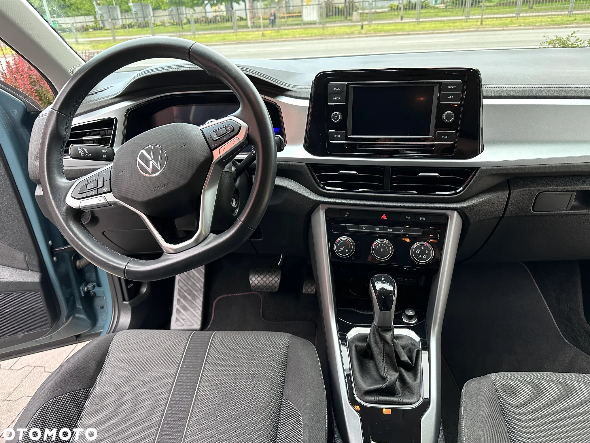 Volkswagen T-Roc 1.5 TSI Life DSG - 17
