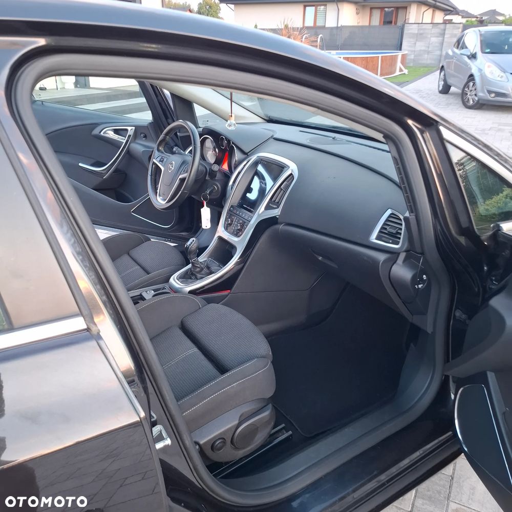 Opel Astra - 14