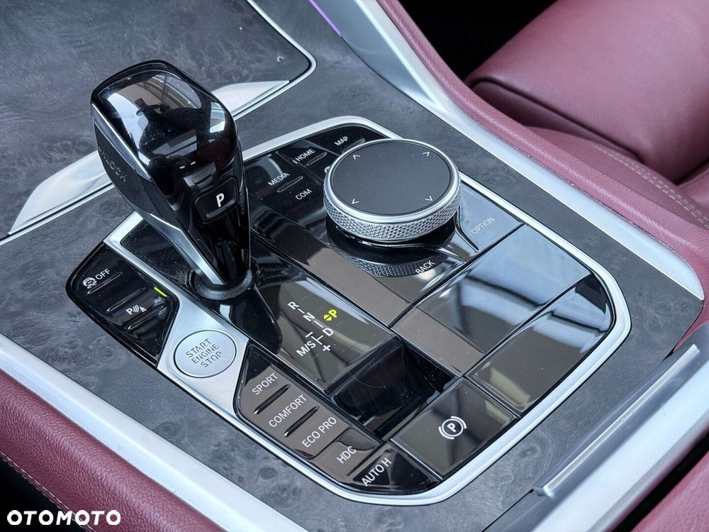 BMW X6 - 25