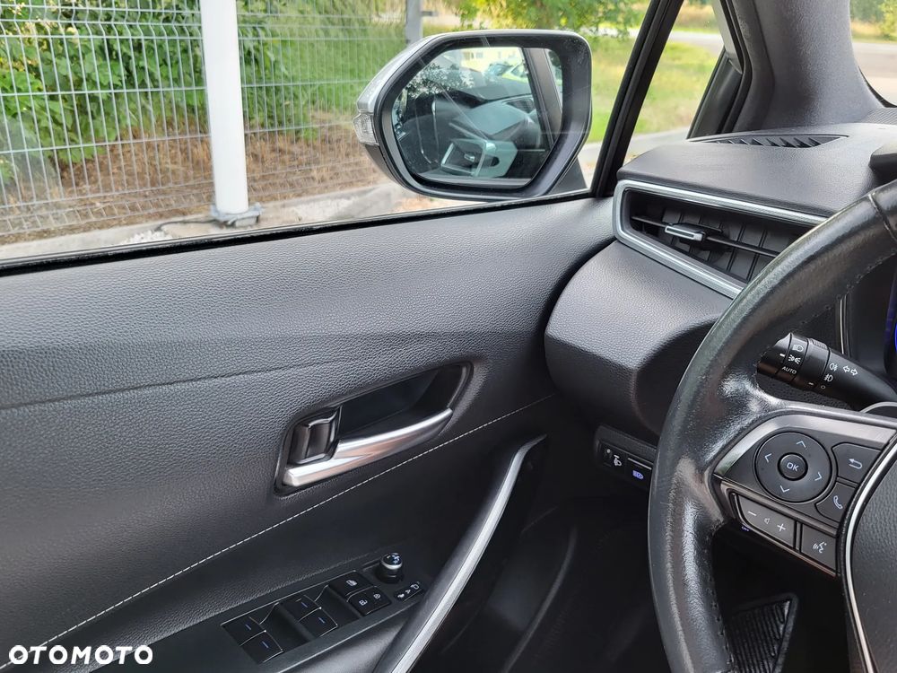 Toyota Corolla - 20