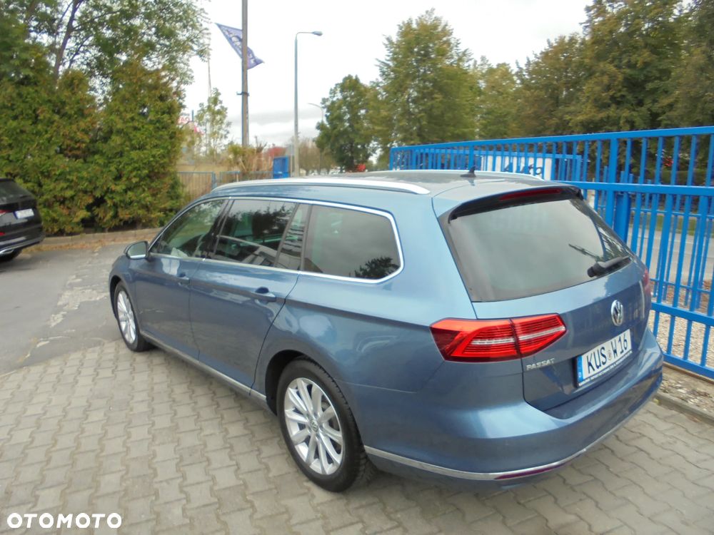Volkswagen Passat Variant 2.0 TDI (BlueMotion Technology) Highline - 3