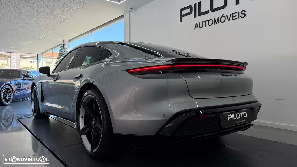 Porsche Taycan 4S - 6