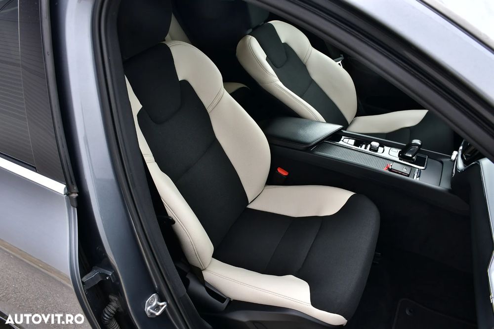 Volvo XC 60 - 8