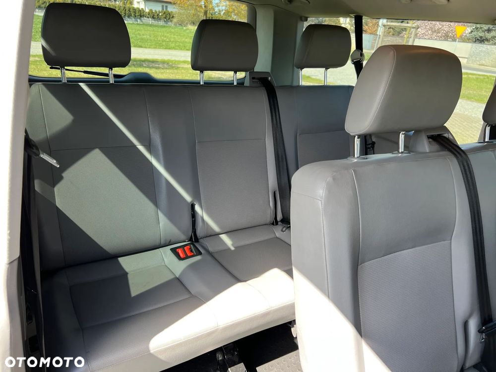 Volkswagen Caravelle L2 - 28