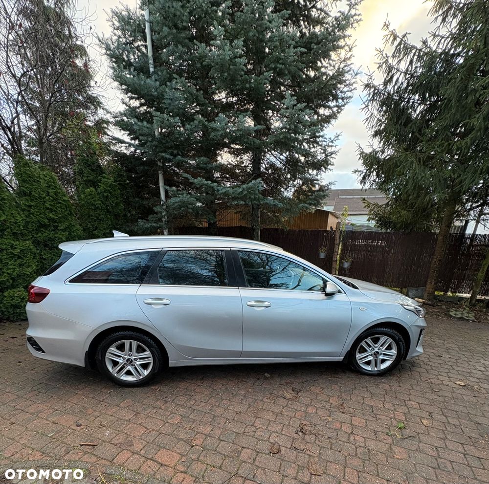 Kia Ceed 1.6 CRDi SCR L - 5