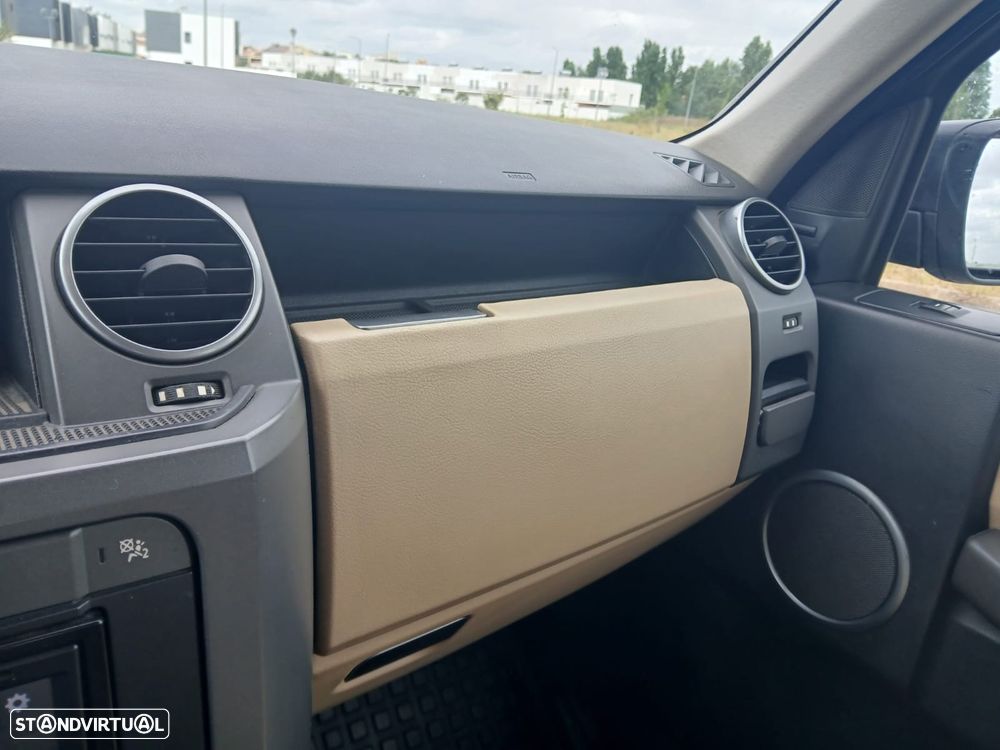 Land Rover Discovery 2.7 TD V6 HSE Auto. - 17