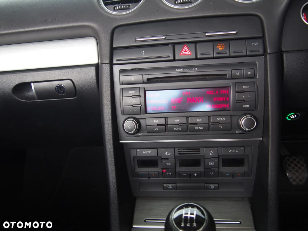 Audi A4 Cabrio 1.8T - 22