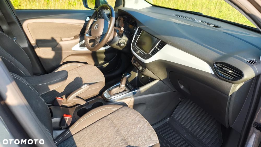 Opel Crossland X 1.2 T 120 Lat S&S - 8