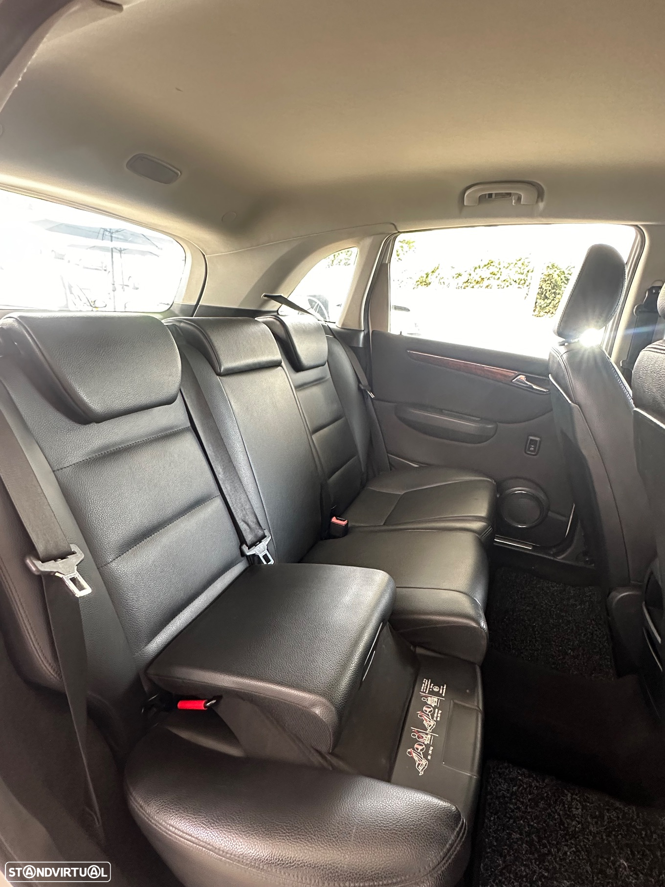 Mercedes-Benz B 180 CDi Autotronic - 12