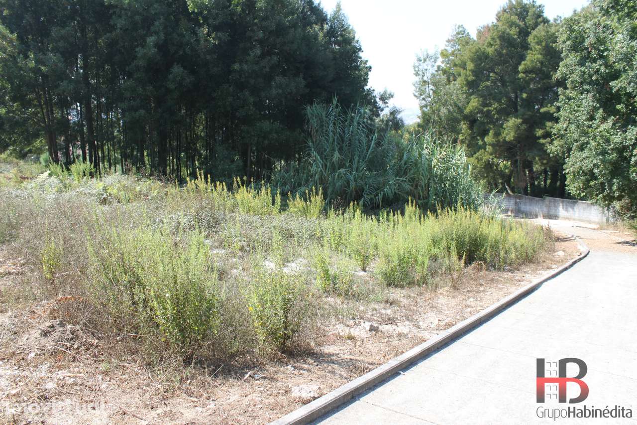 Terreno Para Construção  Venda em Gondomar (São Cosme), Valbom e Jovim - Grande imagem: 3/4