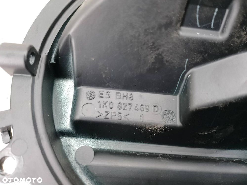 KLAMKA KLAPY VW GOLF V 1K0827469D HATCHBACK 5 DRZWI - 2