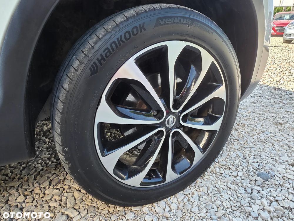 Nissan Qashqai 2.0 4x4 Tekna - 16
