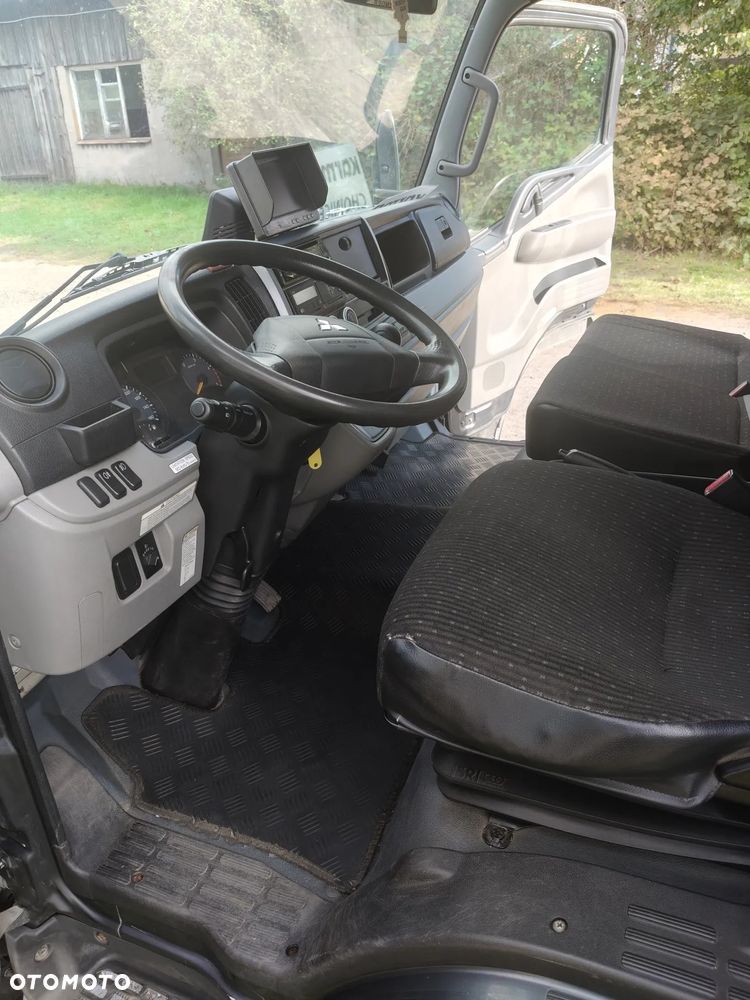 Mitsubishi FUSO CANTER - 11
