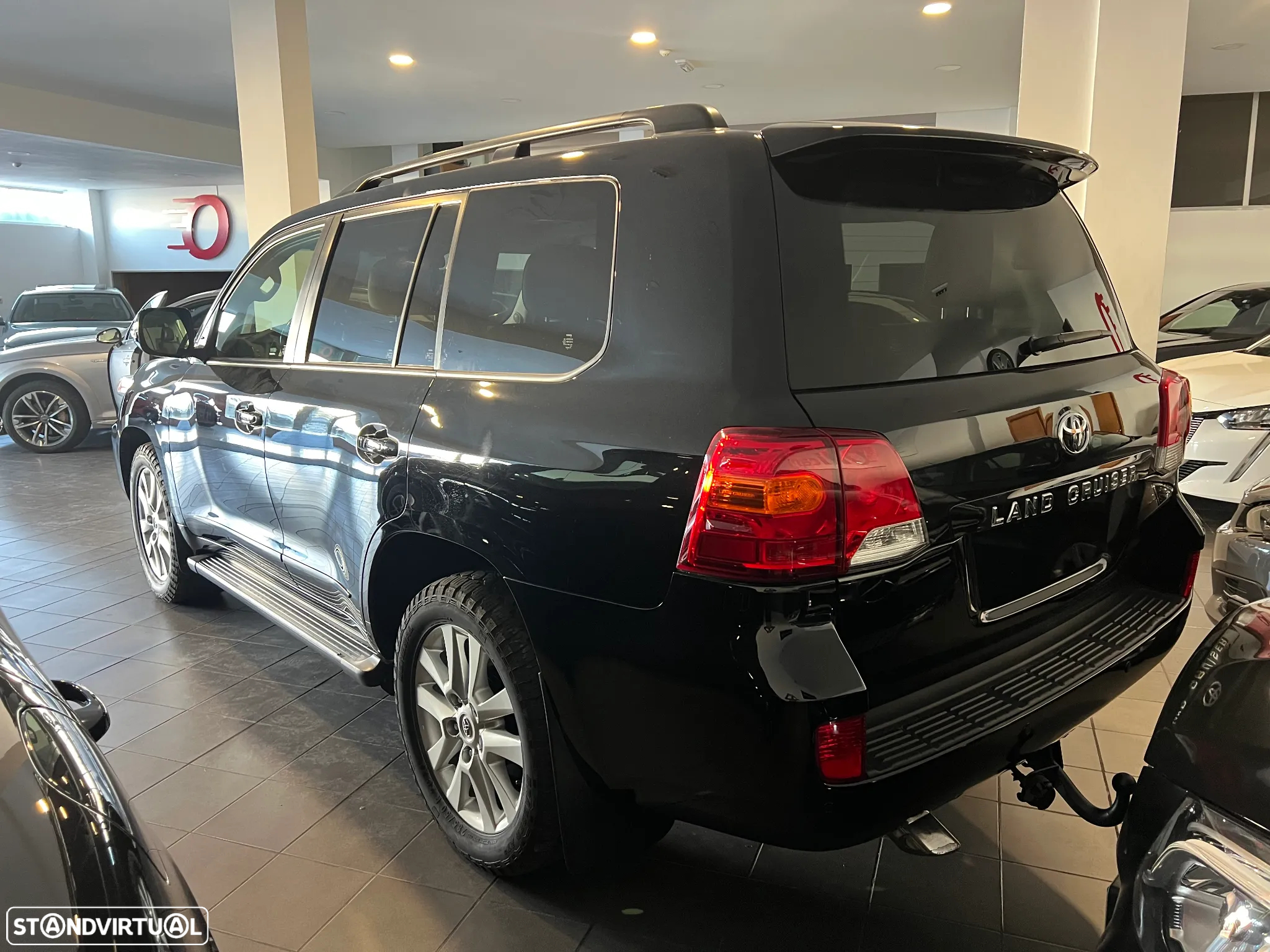 Toyota Land Cruiser V8 D-4D Auto Executive - 5