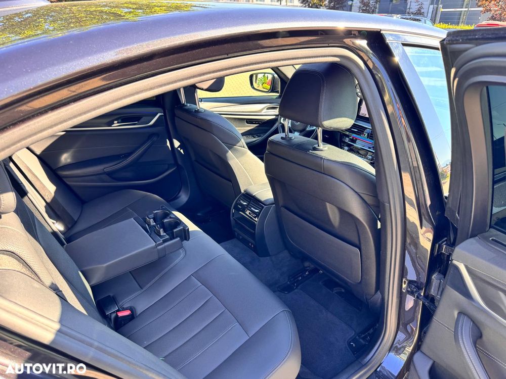 BMW Seria 5 520d Aut. M Sport Edition - 31