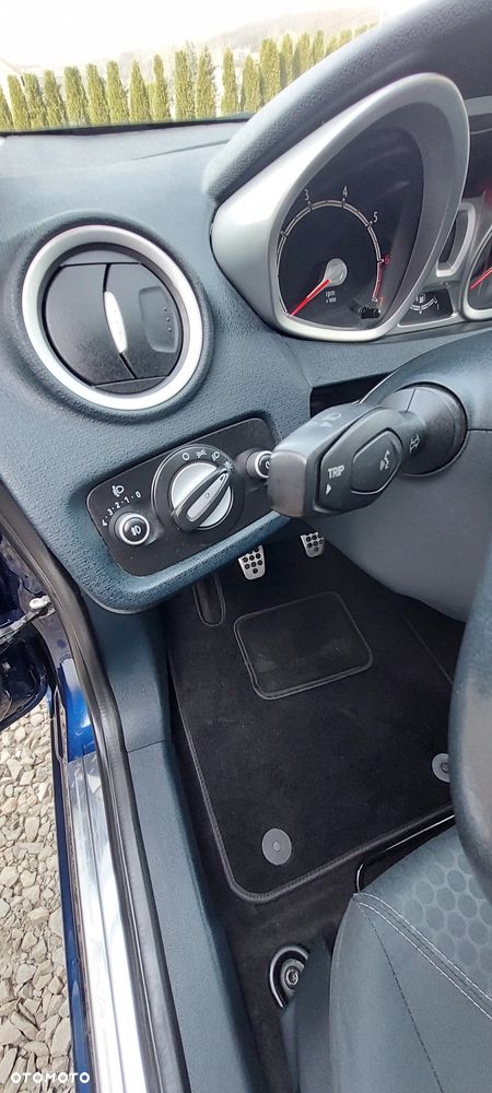 Ford Fiesta 1.25 Titanium - 19