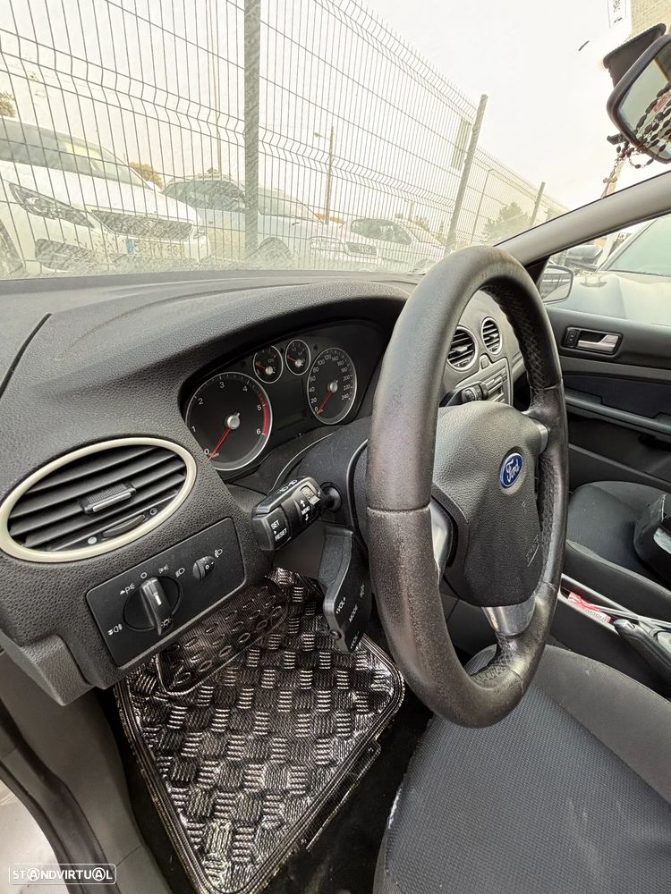 Ford Focus - 12