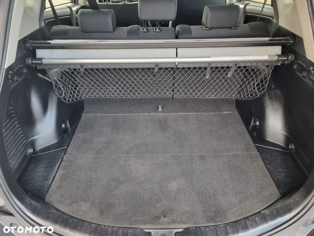 Toyota RAV4 2.0 D-4D Premium 4x2 - 10