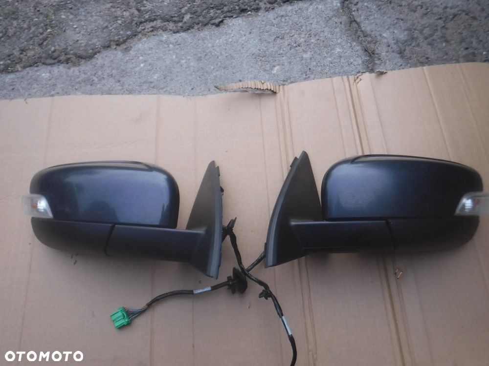 Volvo XC60 I  lusterko lewe 8 pin 14 pin   prawe 6 pin 12 pin  477-46 492-46 - 12