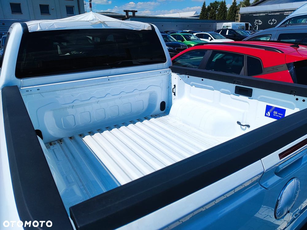 Volkswagen Amarok 2.0 TDI Autm Life - 5