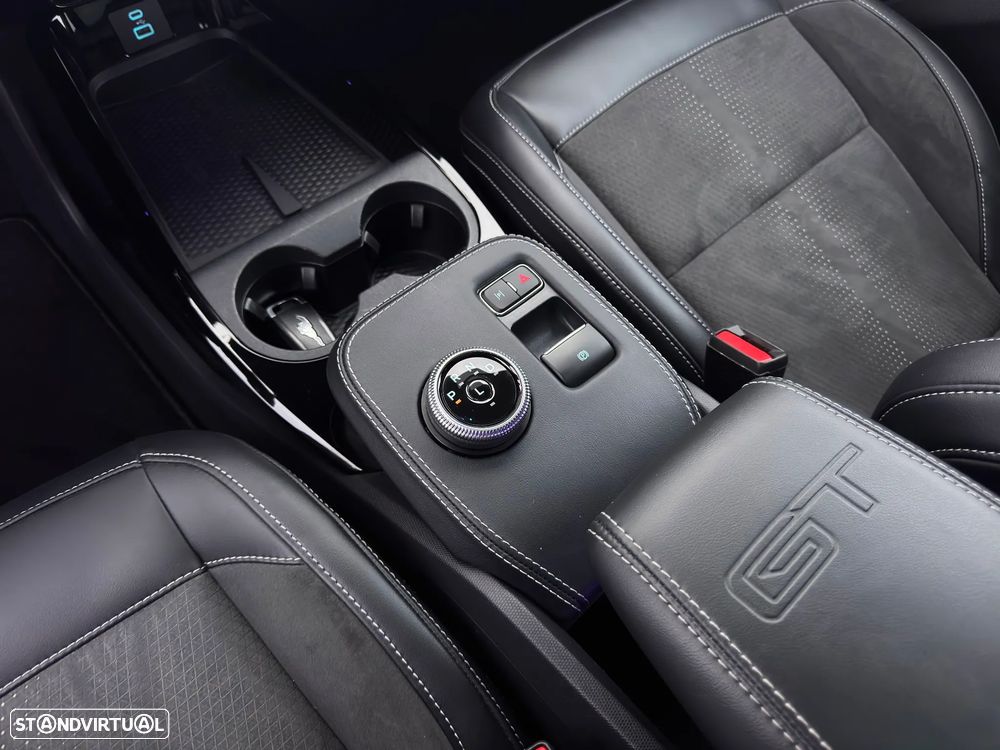 Ford Mustang Mach-E AWD GT - 34